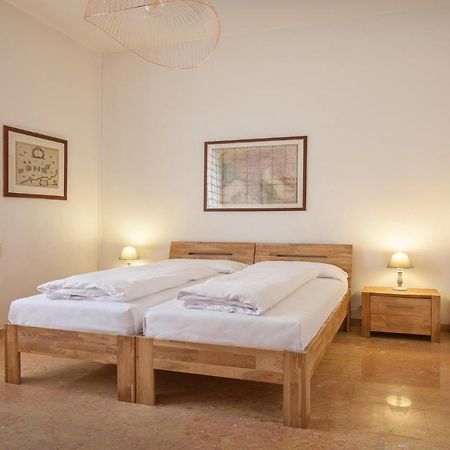 Villa Francesca-Grande Appartamento In Riva Al Lago เบรนโซเน ซูล การ์ดา ภายนอก รูปภาพ