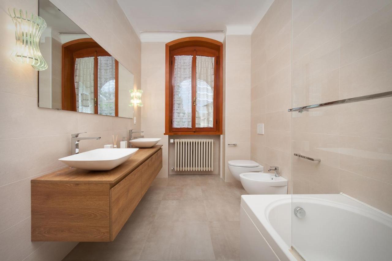 Villa Francesca-Grande Appartamento In Riva Al Lago เบรนโซเน ซูล การ์ดา ภายนอก รูปภาพ