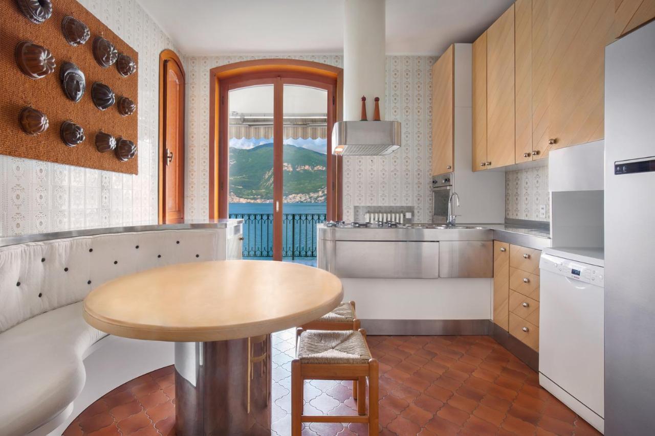 Villa Francesca-Grande Appartamento In Riva Al Lago เบรนโซเน ซูล การ์ดา ภายนอก รูปภาพ